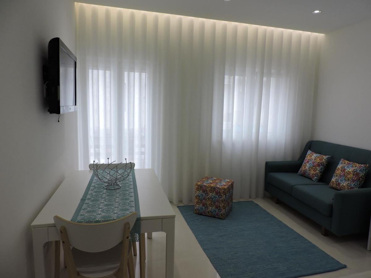 Apartamento Atalaia Nazare Luaran gambar